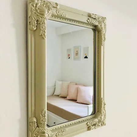 The L Place By Right Place *